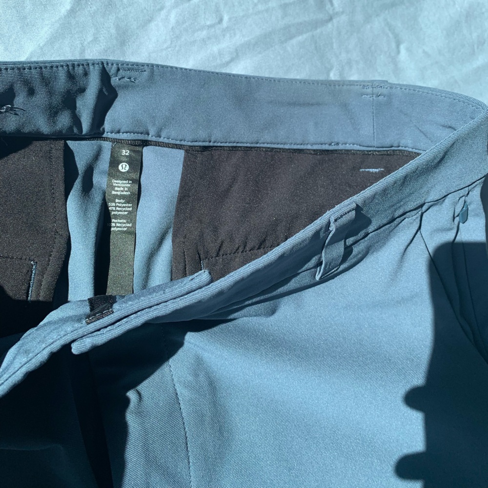Lululemon Commission pants - Picture 3 of 3